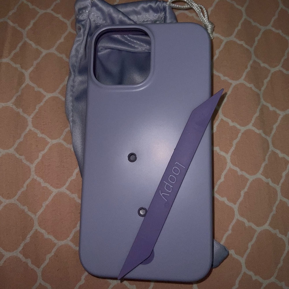 IPhone 13 PM Lilac Loopy case!